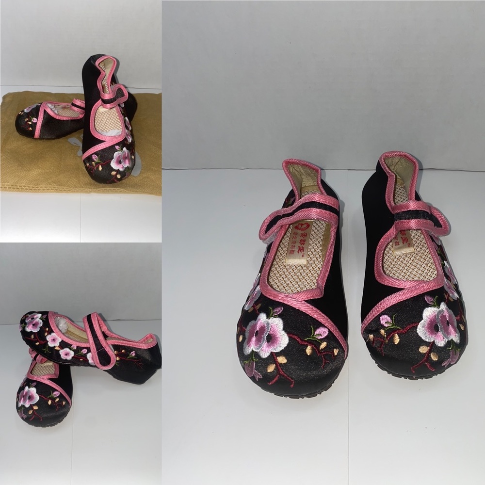 NWT Chinese Costume Shoes Floral Embroidery New